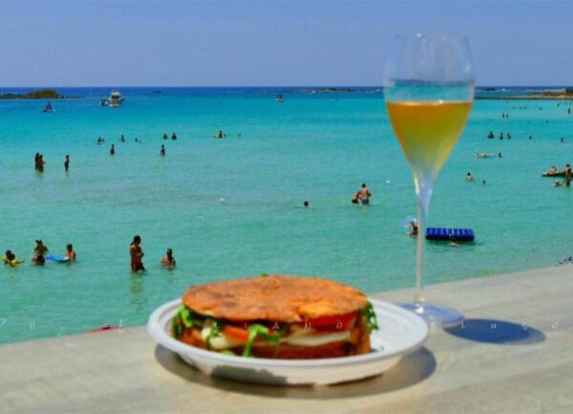 The Blue Panoramic Penthouse Villa Porto Cesareo Exterior foto